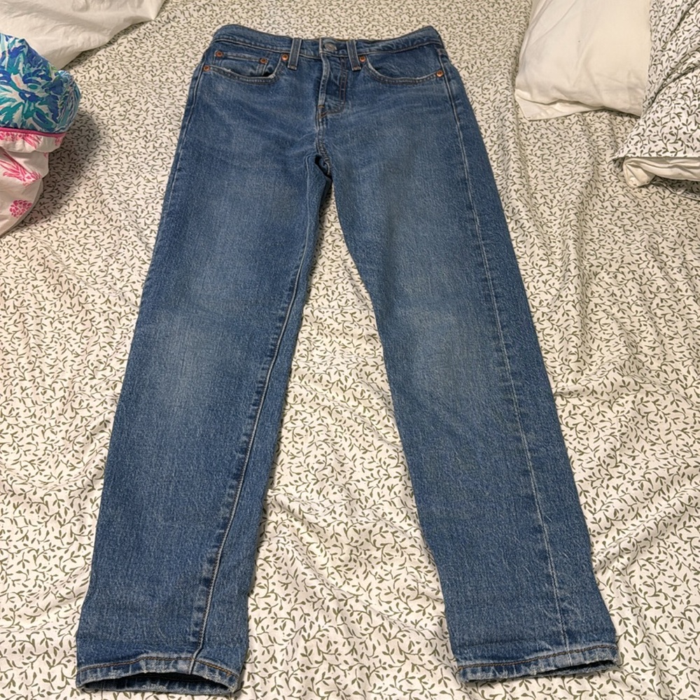 Levi’s Wedgie Icon Fit High Waist Straight Leg Jeans - Picture 5 of 10